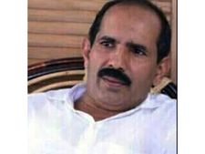  എംഎല്‍എയുടെ ബന്ധുക്കള്‍ ഉള്‍പ്പെട്ട മനാഫ് വധക്കേസിലെ പ്രതികളുടെ കീഴടങ്ങല്‍  പോലീസ് സഹായത്തോടെയെന്ന് സഹോദരന്‍
