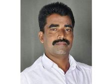   കോണ്‍ഗ്രസ് പിന്തുണയോടെ സിപിഎം ഭരണം നടത്തിയ പഞ്ചായത്തില്‍ യുഡിഎഫ് പിന്തുണയില്‍ അവസാനം കോണ്‍ഗ്രസ് പ്രതിനിധി പ്രസിഡന്റായി, സംഭവം മലപ്പുറം കരുവാരകുണ്ടില്‍!!