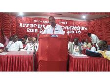 കേരളത്തെ നൂറ്റാണ്ടുകള്‍ക്ക് പിന്നിലേയ്ക്ക് നയിക്കാനാണ് സംഘ പരിവാര്‍ ശ്രമിക്കുന്നത്: കെ കെ ശിവരാമന്‍