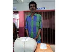 6.2 കിലോ കഞ്ചാവുമായി മധ്യവയസ്കൻ പാലക്കാട് സ്റ്റേഡിയം ബസ് സ്റ്റാൻഡിൽ പിടിയിൽ