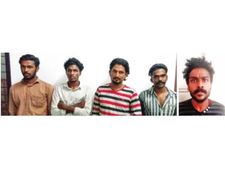 സ്ത്രീകളെ ഉപയോഗിച്ച് ബ്ലാക്ക് മെയില്‍; കോഴിക്കോട് വൻ കവർച്ചാസംഘം പിടിയിൽ!!