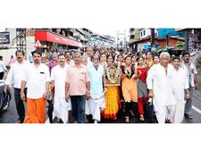  ശബരിമല സ്ത്രീ പ്രവേശനം: വയനാട്ടിലും പ്രതിഷേധം ശക്തമാവുന്നു,  നൂറ് കണക്കിന് പേർ പങ്കെടുത്തു!!
