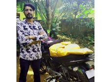  തമിഴ്‌നാട്ടില്‍നിന്നും കഞ്ചാവ് ബാഗിലാക്കി ബൈക്കില്‍ വരുന്നതിനിടെ യുവാവ് പിടിയില്‍, ലക്ഷ്യം ചില്ലറ വില്‍പന