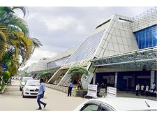  കരിപ്പൂരില്‍നിന്നും വീണ്ടും ആരംഭിക്കുന്ന വലിയ വിമാന സര്‍വ്വീസിന്റെ ടിക്കറ്റ് ബുക്കിംങ് തുടങ്ങി, സൗദി എയര്‍ലെന്‍സിന്റെ വലിയ വിമാനം ഡിസംബര്‍ അഞ്ചുമുതല്‍