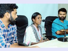 പഴശിയെ പണിയര്‍ ഒറ്റിയിട്ടില്ല, ഗോത്രവര്‍ഗക്കാര്‍ വൃത്തിയില്ലാത്തവരല്ല: ലീല സന്തോഷ് 