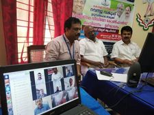 ഇടുക്കിയെ മിടുക്കിയാക്കി  വീഡിയോ കോണ്‍ഫറന്‍സിംഗ്...!!!  ഇ- ഗവേണന്‍സ് പ്രവര്‍ത്തനങ്ങളില്‍ ഇടുക്കി മുമ്പില്‍തന്നെ!!!