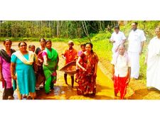 പെണ്‍ കരുത്തില്‍ തരിശുനിലം പൊന്നണിയാനൊരുങ്ങുന്നു