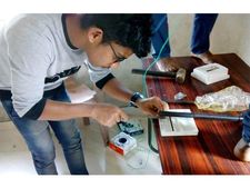 മാങ്കുളത്തെ കുരുന്നുകള്‍ക്ക് വെളിച്ചമെത്തിക്കാന്‍ വിദ്യാര്‍ത്ഥി കൂട്ടായ്മയായ എൻഎസ്എസ്