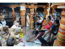 ഗുരുവായൂര്‍ ഏകാദശി;  ദ്വാദശിപ്പണവും കുറഞ്ഞു, വരവ് 60,67,40രൂപ മാത്രം,  18,360  കുറവ്!!