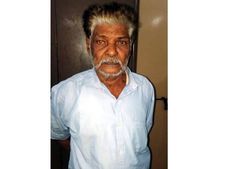 മലപ്പുറത്ത് ക്വാറി തൊഴിലാളിയെ കൊലപ്പെടുത്തി ഒളിവില്‍ പോയ പ്രതി  27വര്‍ഷങ്ങള്‍ക്ക് ശേഷം പിടിയില്‍, കൊല നടത്തിയത്  ഉളികൊണ്ട് നെഞ്ചിന് കുത്തി