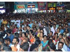 ശബരിമല വിഷയം; ജനഹിതം കാണാത്ത പിണറായിയെ ജനങ്ങള്‍ പാഠംപഠിപ്പിക്കും: പി എസ് ശ്രീധരന്‍പിള്ള