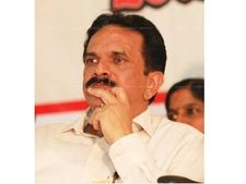 ചെങ്ങോട് മല ഖനനം: കോഴിക്കോട് ജില്ലാ കലക്റ്റർക്കെതിരെ വിജിലൻസിൽ പരാതി, കോടികളുടെ അഴിമതിയെന്ന് ! 