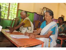 86 വയസുള്ള മാധവി കുമാരൻ മുതൽ 36 വയസുകാരി മിനി മഠത്തിൽ വരെ!... അക്ഷരസാഗരം, അറിവിന്റെ വെളിച്ചത്തിൽ 94 പേർ 