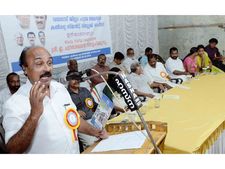എല്‍ ഡി എഫ് സര്‍ക്കാര്‍ ഇതുവരെ പട്ടയം നല്‍കിയത് 86000 കുടുംബങ്ങള്‍ക്ക്;  ഭൂമിയില്ലാത്ത മൂന്ന് ലക്ഷം കുടുംബങ്ങള്‍