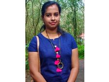 ജീമോളുടെ മരണം; ഓട്ടോകൂലി കൊടുക്കാനില്ലാത്തതിനാൽ ഡ്രൈവർക്ക് നൽകിയത് മൊബൈൽ നമ്പർ, പണയാഭരണങ്ങൾ യുവതി തിരിച്ചെടുത്തതെങ്ങനെ? മരണത്തിലെ ദുരൂഹത തുടരുന്നു!