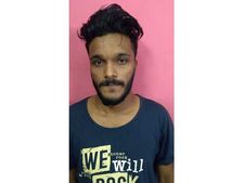 രണ്ട് കിലോ കഞ്ചാവുമായി തിരൂരങ്ങാടി സ്വദേശി പാലക്കാട്ട് പിടിയിൽ; കഞ്ചാവ് എത്തിയത് ആന്ധ്രാ പ്രദേശിൽ നിന്നും....