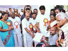  മൂന്നാറില്‍ പട്ടയം കാത്തിരിക്കുന്നവര്‍ക്ക് നിരാശപ്പെടേണ്ടി വരില്ല: സബ് കളക്ടര്‍ രേണുരാജ്
