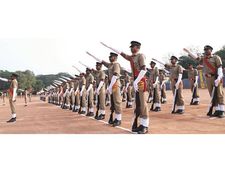 മയക്കുമരുന്ന്: കര്‍ശന നപടിയെടുക്കണമെന്ന് മന്ത്രി ടിപി രാമകൃഷ്ണന്‍, റാക്കറ്റുകളെ തുരത്തും! 