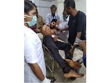 കല്ലോട് ആര്‍എസ്എസ് നേതാവിനും പിതാവിനും വെട്ടേറ്റു: ഹര്‍ത്താല്‍ പൂര്‍ണം,ആക്രമിച്ചത് ബൈക്കിലെത്തിയവര്‍