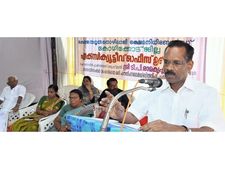 ഇനി അതായിട്ട് ഇല്ലാതാവണ്ട; വരുന്നൂ... തൊഴിലാളിശ്രേഷ്ഠ പുരസ്‌കാരം, ക്ഷേമനിധി അംഗങ്ങളുടെ അംശാദായം വര്‍ധിപ്പിക്കാനും ആനുകൂല്യങ്ങള്‍ കൂടുതല്‍ മെച്ചപ്പെടുത്താനും നീക്കം!!
