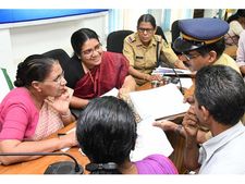 ഐടി ആക്റ്റ് പോരാ, സൈബര്‍ ആക്രമണങ്ങള്‍ തടയാന്‍ ബോധവത്കരണവുമായി വനിതാ കമ്മിഷന്‍