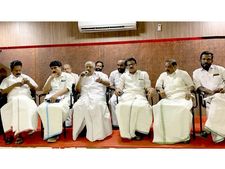 നരേന്ദ്രമോദി മോദി സഞ്ചരിക്കുന്നത് ഫാസിസത്തിന്റെ വഴിയിലൂടെ:ആര്യാടൻ മുഹമ്മദ്