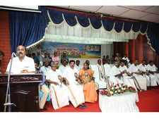  അര്‍ഹരായവര്‍ക്കെല്ലാം ഈ സര്‍ക്കാര്‍ ഉപാധി രഹിത പട്ടയം നല്‍കും; വനാതിര്‍ത്തി പങ്കുവെയ്ക്കുന്ന കേരളത്തിലെ 28500 ഹെക്ടര്‍ സ്ഥലം ജനങ്ങള്‍ക്ക് നല്‍കാന്‍ തീരുമാനിച്ചിട്ടുണ്ടെന്ന് മന്ത്രി ഇ ചന്ദ്രശേഖരന്‍!!!