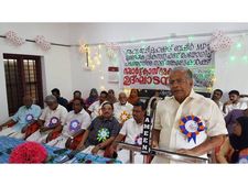   ഹൈടെക് വിദ്യഭ്യാസത്തില്‍ ലോകത്തിനൊപ്പമുള്ള പുരോഗതി  സ്‌കൂളുകളില്‍ ഉണ്ടായിട്ടില്ലെന്ന്  ഇ ടി