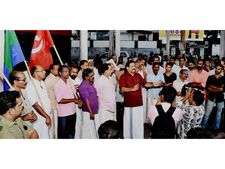 വടകരയില്‍ എല്‍ഡിഎഫ്  പ്രതിഷേധം: സംഘപരിവാര്‍  അക്രമത്തില്‍  പ്രതിഷേധിച്ച്