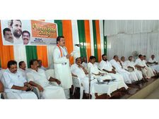 എല്‍ഡിഎഫും ബിജെപിയും സംസ്ഥാനത്തിന്റെ സ്വൈരജീവിതം തകര്‍ക്കുന്നു: മുകുള്‍ വാസ്‌നിക്‌