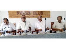  സര്‍ക്കാരിന്റെ ഭരണസ്തംഭനത്തില്‍ പ്രതിഷേധിച്ച് യുഡിഎഫ് കലക്ട്രേറ്റ് ഉപരോധം; 23ന് വയനാട് കലക്ട്രേറ്റ് ഉപരോധിക്കും, സംസ്ഥാന നേതാക്കൾ പങ്കെടുക്കും!!