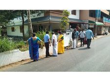 ചെറുവട്ടൂര്‍- പായിപ്ര റോഡ് നിര്‍മ്മാണത്തിലെ അപാകത: പരാതികള്‍ പരിശോധിക്കുവാന്‍ മെയ്ന്റന്‍സ് വിഭാഗം ചീഫ് എന്‍ജിനിയര്‍ എത്തി