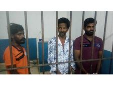 കല്ലാച്ചി ജ്വല്ലറി കവർച്ച: പിടിയിലായത് കുപ്രസിദ്ധ കവർച്ചക്കാരൻ അഞ്ചാംപുലിയും സംഘവും, സ്വർണവും പണവും 