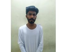 പ്രണയംനടിച്ച്  പ്രായ പൂര്‍ത്തിയാകാത്ത പെണ്‍കുട്ടിയെ പല സ്ഥലങ്ങളില്‍ കൊണ്ടുപോയി... പീഡിപ്പിച്ചു,  സംഭവം തൃശൂരിൽ, പോക്സോ നിയമ പ്രകാരം കേസ്, യുവാവ് അറസ്റ്റിൽ