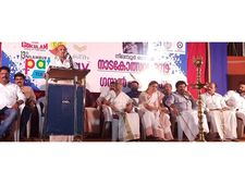  മതവിശ്വാസം വികാരത്തിന് അടിമപ്പെടുന്നത്  അപകടം, മതവിശ്വാസത്തിനനുസരിച്ച് ജീവിക്കുമ്പോഴും ഇതരമതങ്ങളെയും അഗീകരിക്കണമെന്ന് സിനിമാതാരം മാമുക്കോയ