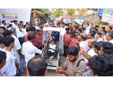 ആസിമിന് പഠിക്കാന്‍ സ്‌കൂള്‍ വേണം; വീല്‍ചെയര്‍ യാത്രയ്ക്ക് വന്‍ ജനപിന്തുണ 