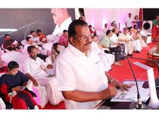  ചീമേനിയില്‍ ആറ് പേര്‍ കൊല്ലപ്പെട്ടത് എങ്ങനെയെന്ന് മുല്ലപ്പള്ളിയോട് ചോദിക്കണമെന്ന്   ഇപി ജയരാജന്‍ 