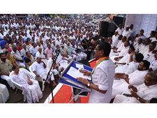 കേന്ദ്ര-കേരള സര്‍ക്കാരുകള്‍ കര്‍ഷകരെ വഞ്ചിച്ചുവെന്ന് മുല്ലപ്പള്ളി രാമചന്ദ്രന്‍