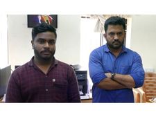 യുവാവിനെ തട്ടിക്കൊണ്ടു പോവുകയായിരുന്ന  രണ്ടംഗ സംഘം ചാലക്കുടിയില്‍ പിടിയില്‍; പോലീസ് പരിശോധനയ്ക്കിടെ നിര്‍ത്താതെ പോകാന്‍ ശ്രമിച്ച കാര്‍ പോലീസ്‌സംഘം സാഹസികമായി തടയുകയായിരുന്നു