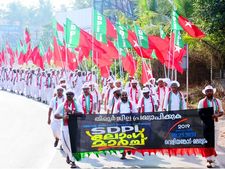 മലപ്പുറം ജില്ലാ വിഭജനം; എസ്ഡിപിഐ ഏറ്റെടുത്തതോടെ ആവശ്യത്തില്‍നിന്നും മുസ്ലിംലീഗ് പിറകോട്ട്, വര്‍ഗീയ വല്‍ക്കരിക്കാന്‍ സാധ്യത