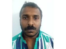 വിനോദ സഞ്ചാരികളെ ആക്രമിച്ച കേസിലെ പ്രതി എട്ടുവര്‍ഷത്തിനുശേഷം പിടിയില്‍: സംഭവം തൃശൂരില്‍!! 