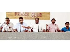  പ്രളയം: ചെറുകിട വ്യവസായികള്‍ക്ക് നഷ്ടപരിഹാരം നല്‍കാതത്തില്‍ പ്രതിഷേധം ശക്തമാവുന്നു: 26ന് കലക്‌ട്രേറ്റ് മാര്‍ച്ചും ധര്‍ണയും നടത്തും