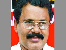  രാഹുൽഗാന്ധി സേഫ്‌സോൺ തേടുകയാണെന്ന് ശ്രീധരൻപിള്ള; പത്തനംതിട്ടയിലേതു മികച്ച സ്ഥാനാർത്ഥിയെന്നും പിള്ള!