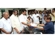 ലോക്സഭാ തിരഞ്ഞെടുപ്പില്‍ ഒരുപടി മുന്നേ:  ജോയ്‌സ് ജോര്‍ജ് നാമനിര്‍ദ്ദേശ പത്രിക സമര്‍പ്പിച്ചു 
