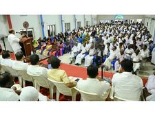  വയനാട്ടിലേക്ക് രാഹുല്‍ഗാന്ധിയെ സ്വാഗതം ചെയ്ത് മുസ്ലിംലീഗ്, രാഹുലിന്റെ സ്ഥാനാര്‍ഥിത്വം  കേരളത്തില്‍ അത്ഭുതം സൃഷ്ടിക്കുമെന്ന് ഹൈദരലി തങ്ങള്‍, കേരളത്തില്‍ തരംഗമുണ്ടാക്കുമെന്ന് കുഞ്ഞാലിക്കുട്ടി