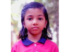  മദ്രസയിലേക്ക് പോയ ഏഴുവയസ്സുകാരി കാറിടിച്ച് മരിച്ചു, അപകടം നടന്നത് ബുധനാഴ്ച്ച മലപ്പുറം കൊഴക്കോട്ടൂര്‍ അങ്ങാടിയില്‍