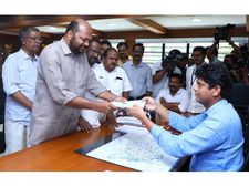 പി രാജീവിന് 16 ലക്ഷം ആസ്തി; 2012 മോഡല്‍ ഇന്നോവ കാര്‍, എട്ടു ലക്ഷം രൂപയുടെ ബാധ്യതയും