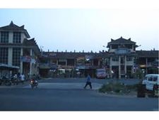 തെരുവില്‍ ജീവിക്കുന്ന സ്ത്രീയെ മാനഭംഗപ്പെടുത്താന്‍ ശ്രമം, ഭര്‍ത്താവിനെയും ആക്രമിച്ചു; കേസ് ഒത്തുതീര്‍പ്പാക്കി