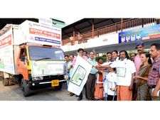 വയനാട്ടില്‍ വോട്ടുവണ്ടി ഓട്ടം തുടങ്ങി; തിരഞ്ഞെടുപ്പ് ഒരുക്കങ്ങള്‍ വിലയിരുത്തി; വിവിധ സ്‌ക്വാഡുകളുടെ പ്രവര്‍ത്തനം ഊര്‍ജിതമാക്കുന്നു