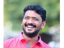  ലീഗ്‌ കോട്ടയില്‍ പ്രചരണം ശക്തമാക്കി സിപിഎമ്മിന്റെ യുവരക്തം: വൈറലായി മലപ്പുറം എല്‍ഡിഎഫ് സ്ഥാനാര്‍ഥി 